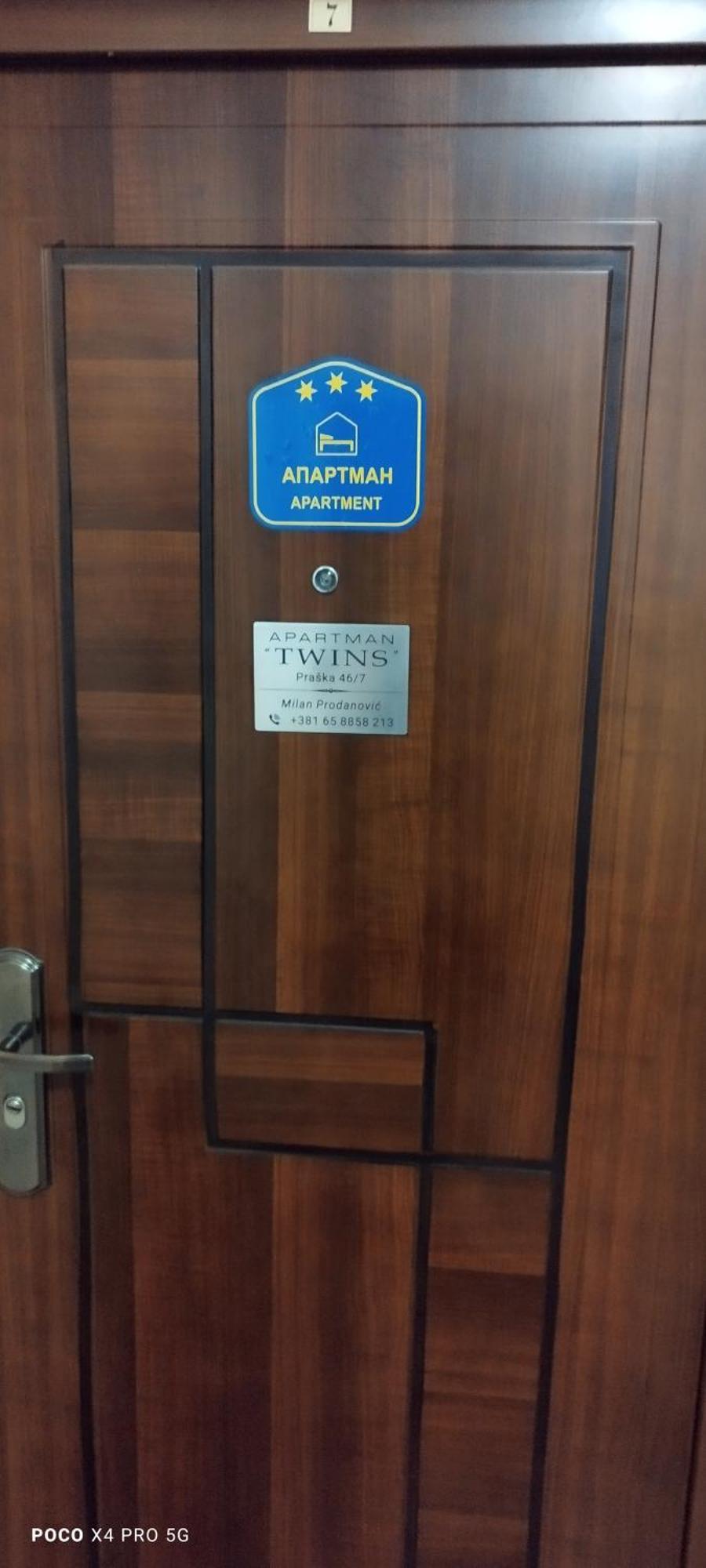 Twins Apartment *